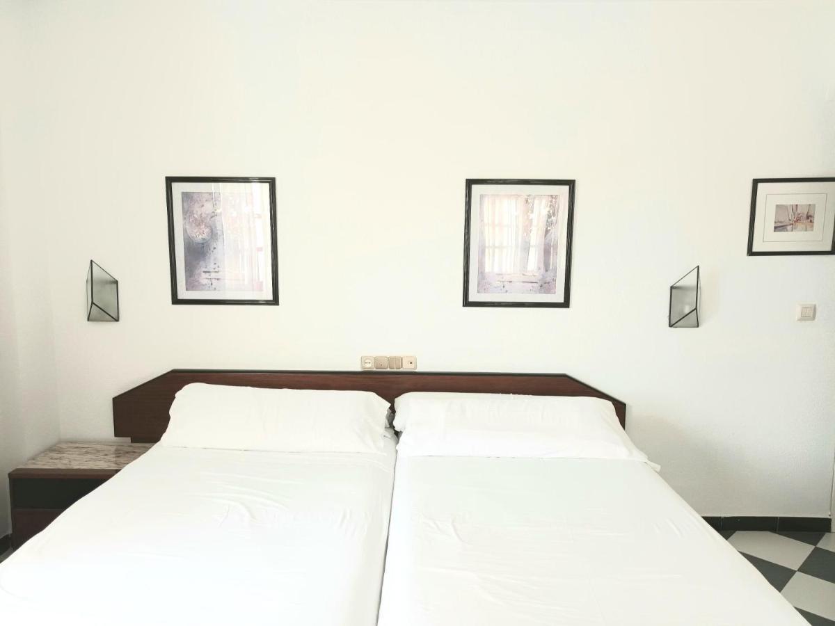 Hotel Las Yucas Atarfe Екстериор снимка