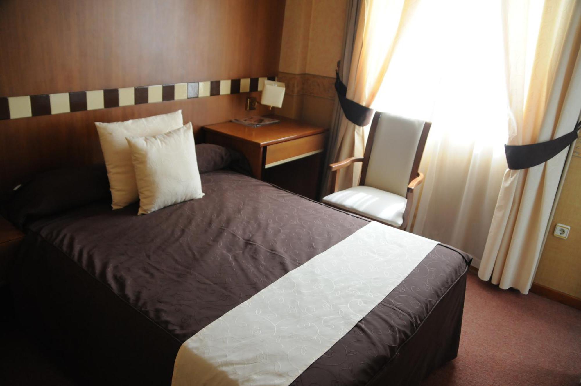 Hotel Las Yucas Atarfe Стая снимка