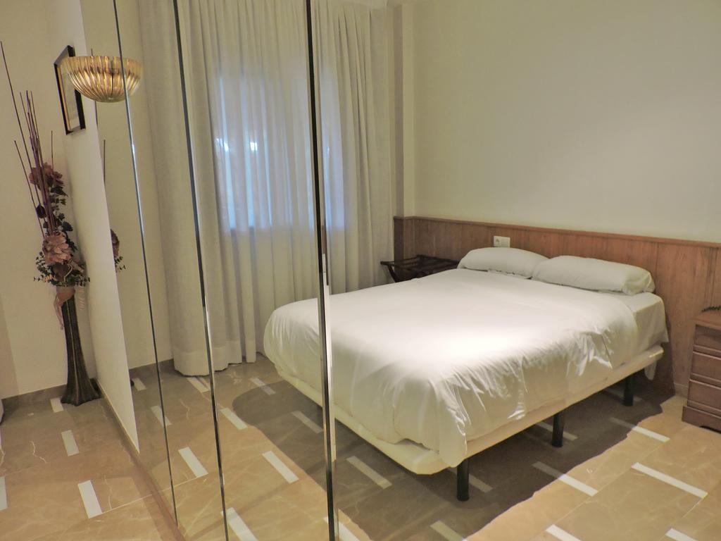 Hotel Las Yucas Atarfe Екстериор снимка