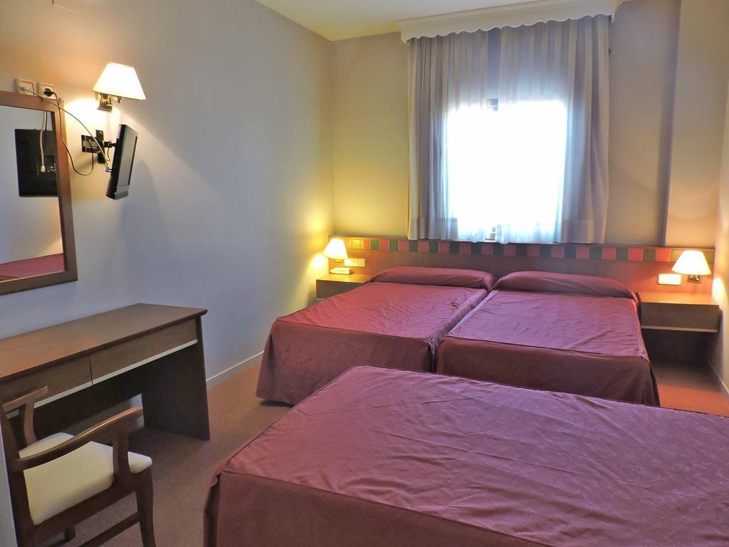 Hotel Las Yucas Atarfe Екстериор снимка