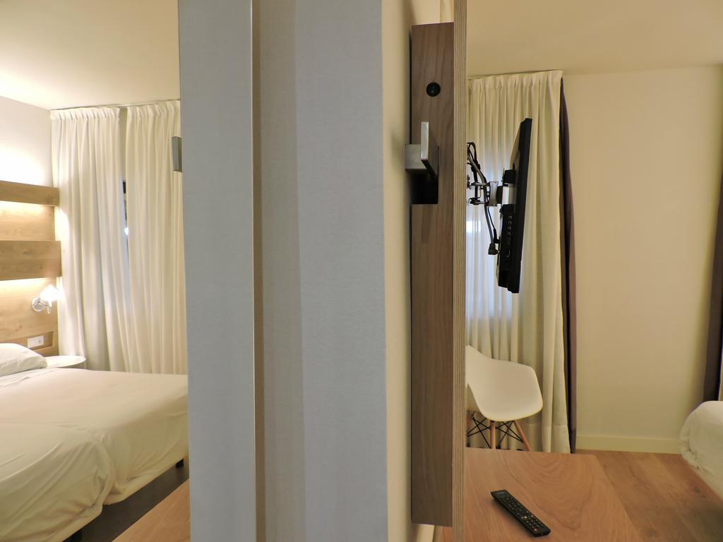 Hotel Las Yucas Atarfe Екстериор снимка