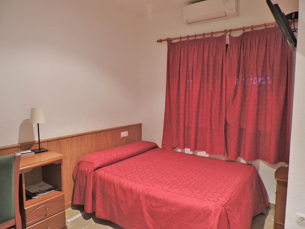 Hotel Las Yucas Atarfe Екстериор снимка