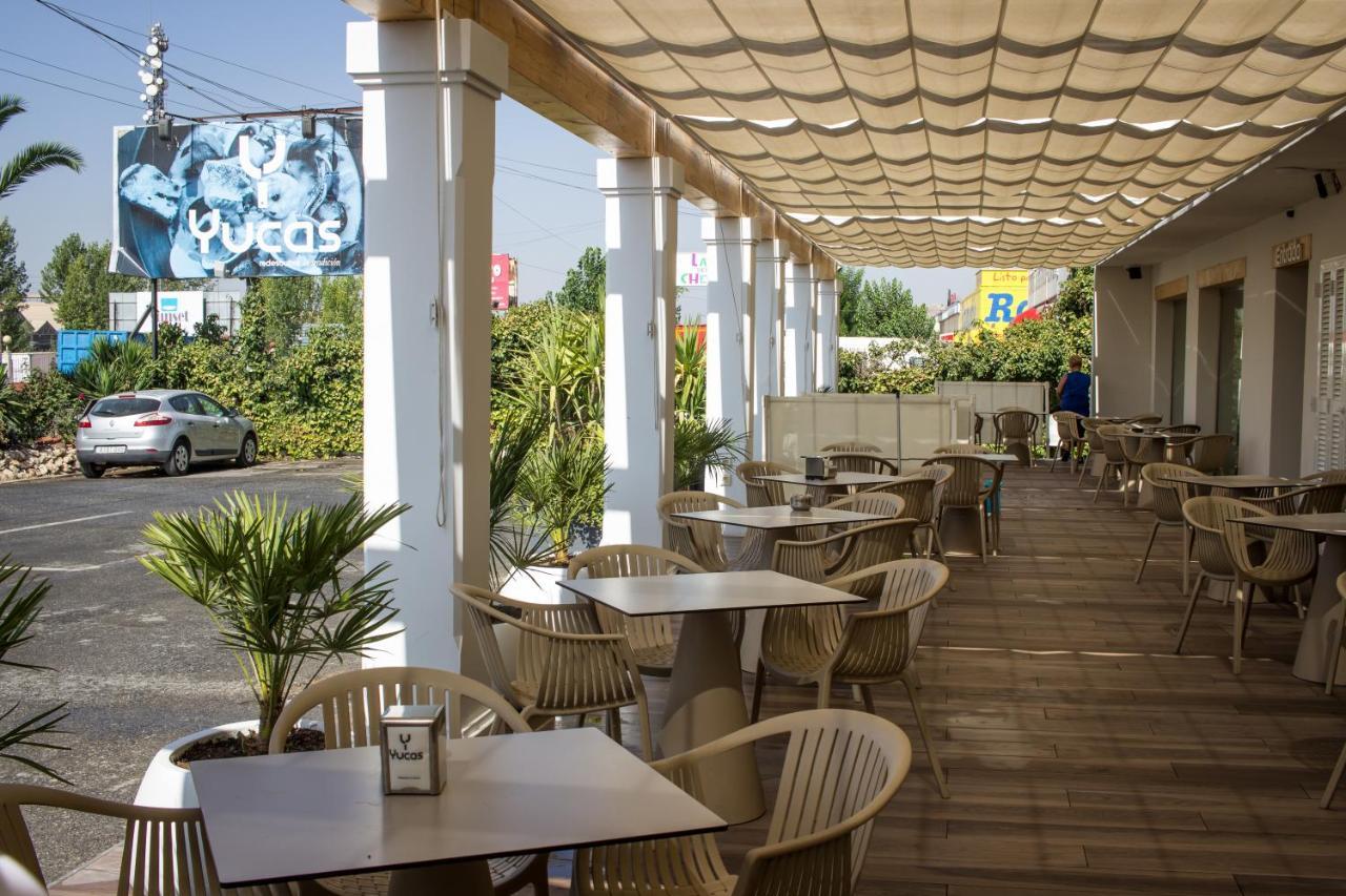Hotel Las Yucas Atarfe Екстериор снимка